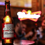 Budweiser-lifestyle-shot